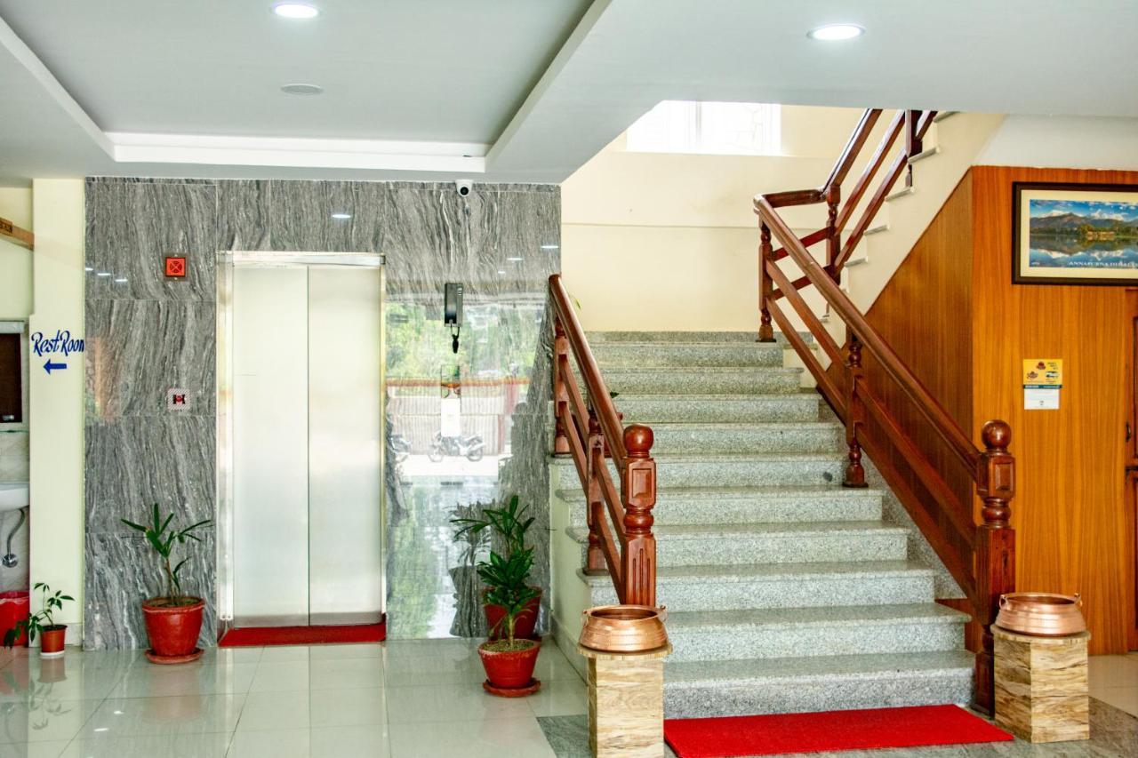 Hotel Elegant Pokhara Zewnętrze zdjęcie