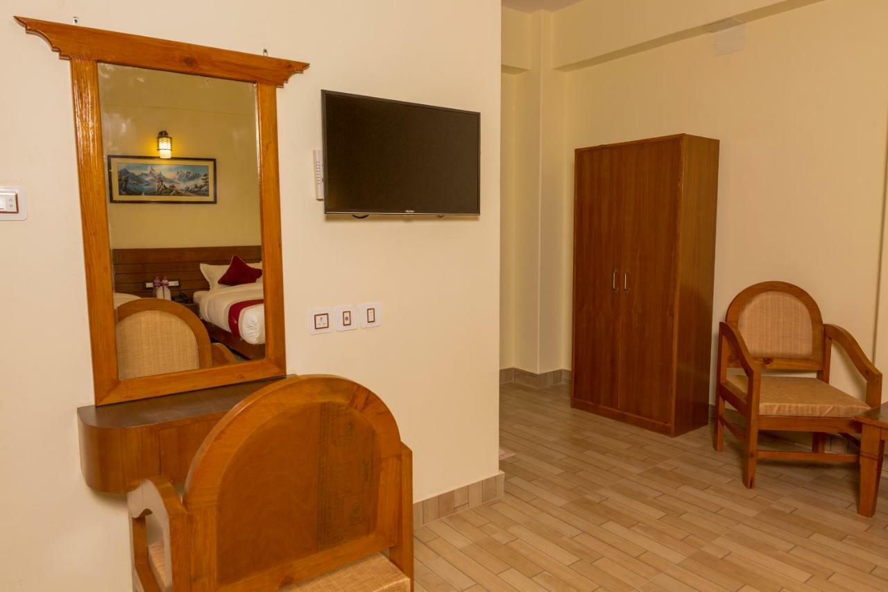 Hotel Elegant Pokhara Zewnętrze zdjęcie