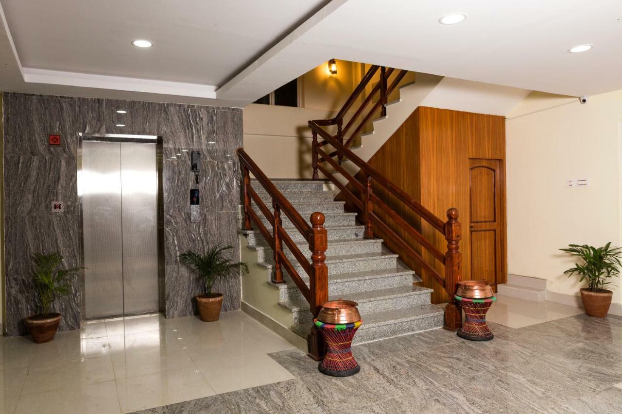 Hotel Elegant Pokhara Zewnętrze zdjęcie