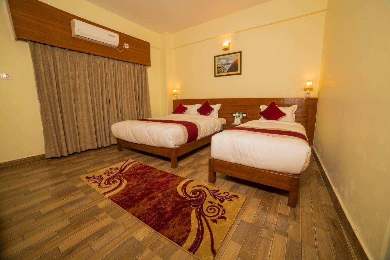 Hotel Elegant Pokhara Zewnętrze zdjęcie