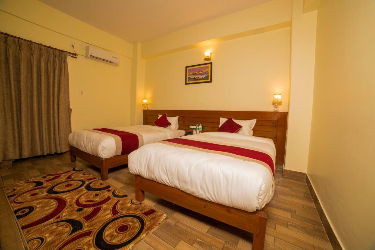 Hotel Elegant Pokhara Zewnętrze zdjęcie